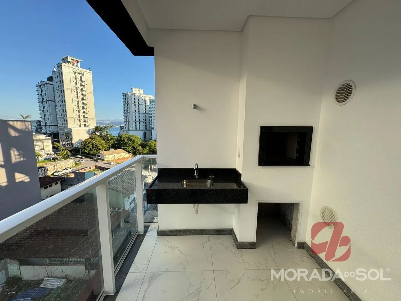 Apartamento 3 Suítes para alugar no Centro - Itapema/SC