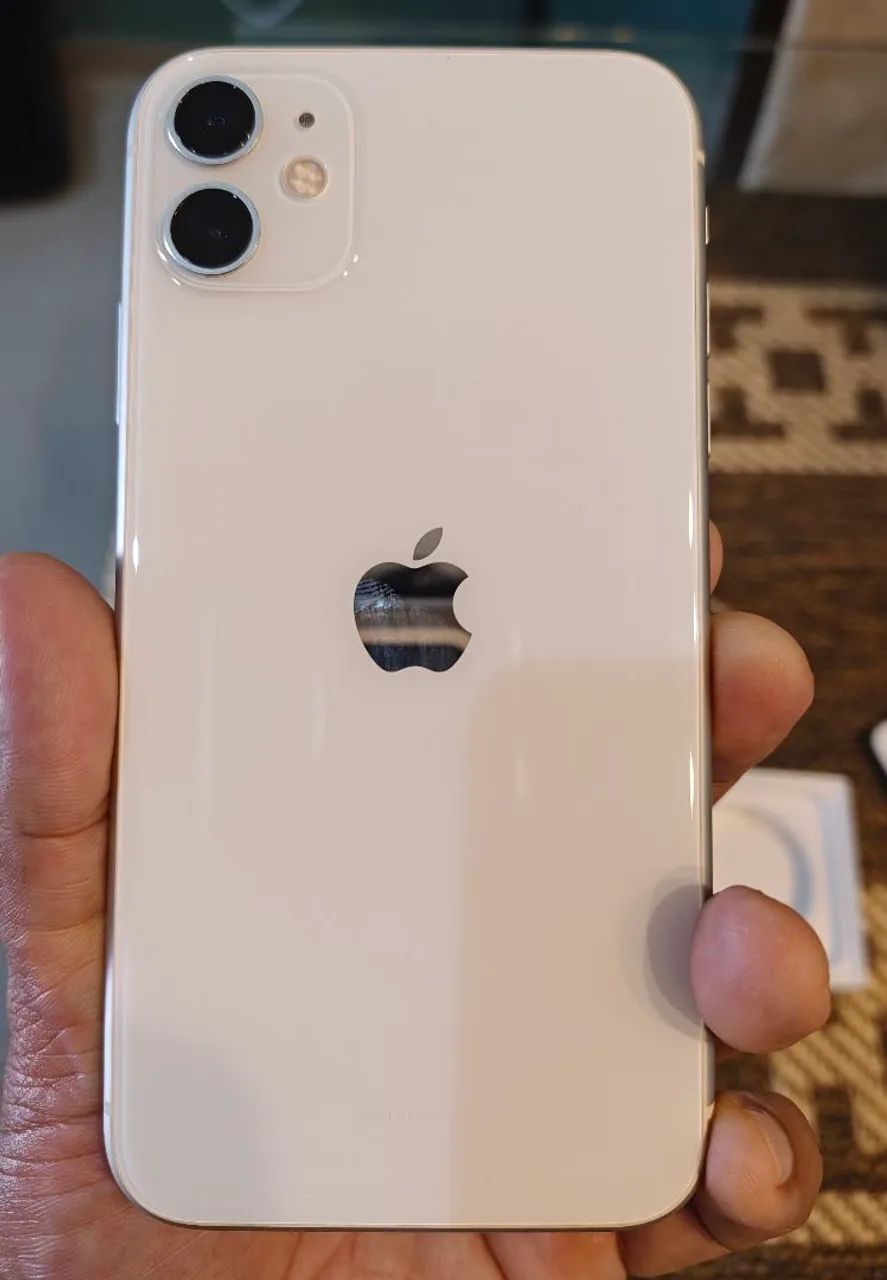 iPhone 11 64 GB  - Foto 2
