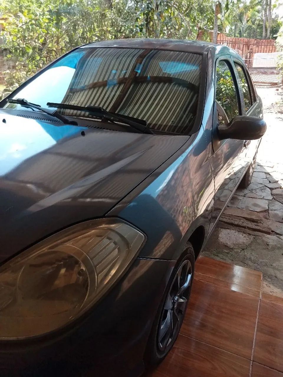 Renault Symbol Expression Hi-flex 1.6 16V 4P 2010 - Foto 4
