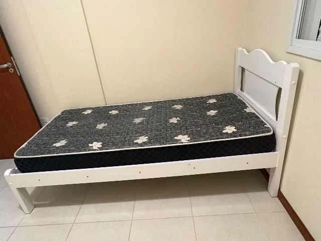 Cama Solteiro com Colchão Semi Novos! - Foto 3