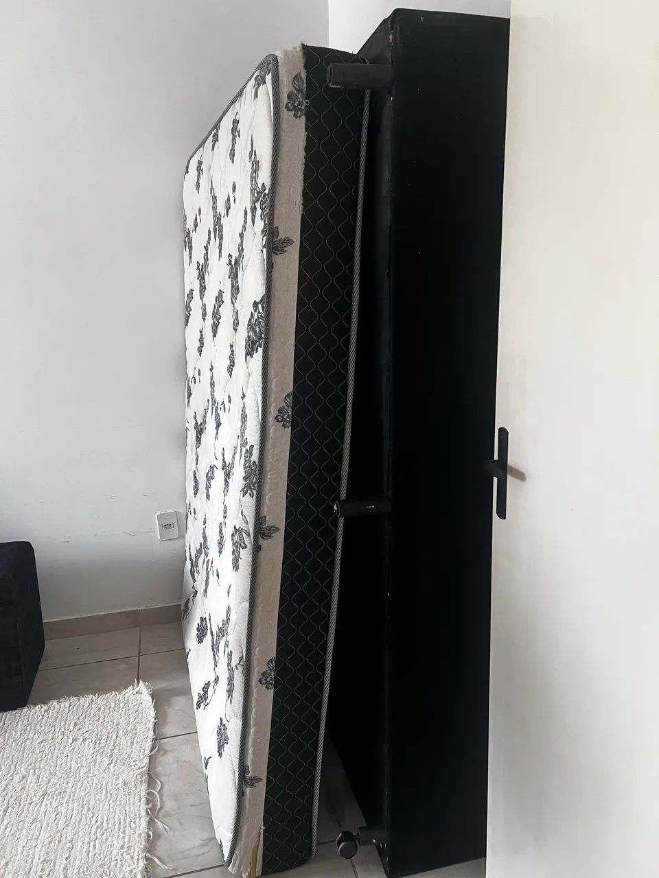 Vendo cama box casal 