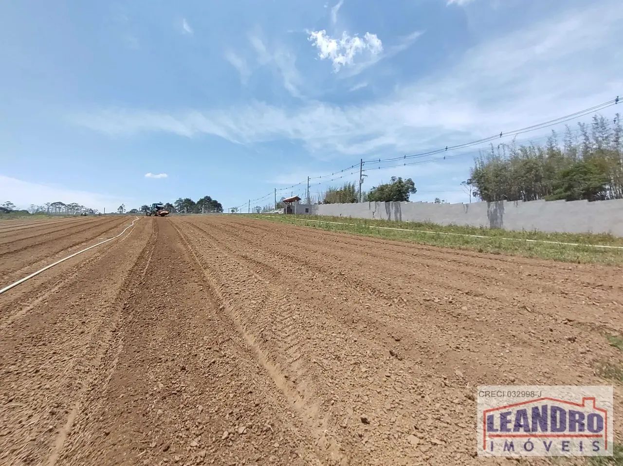 LINDO LOTE - CONDOMÍNIO FECHADO - Foto 4