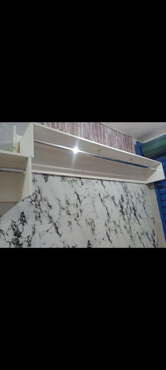 Vendo móveis planejados para pendurar roupas