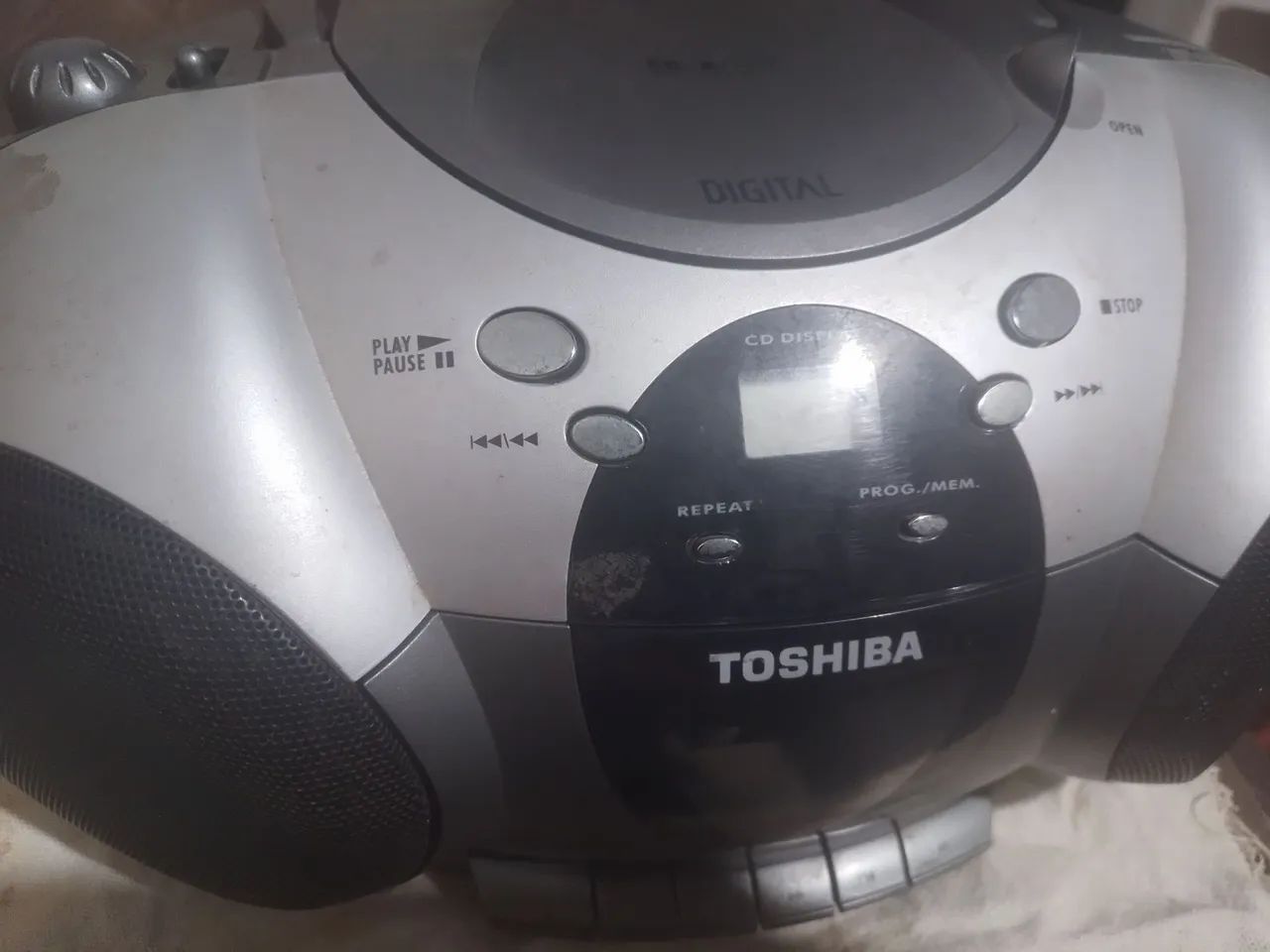 Rádio Toshiba 