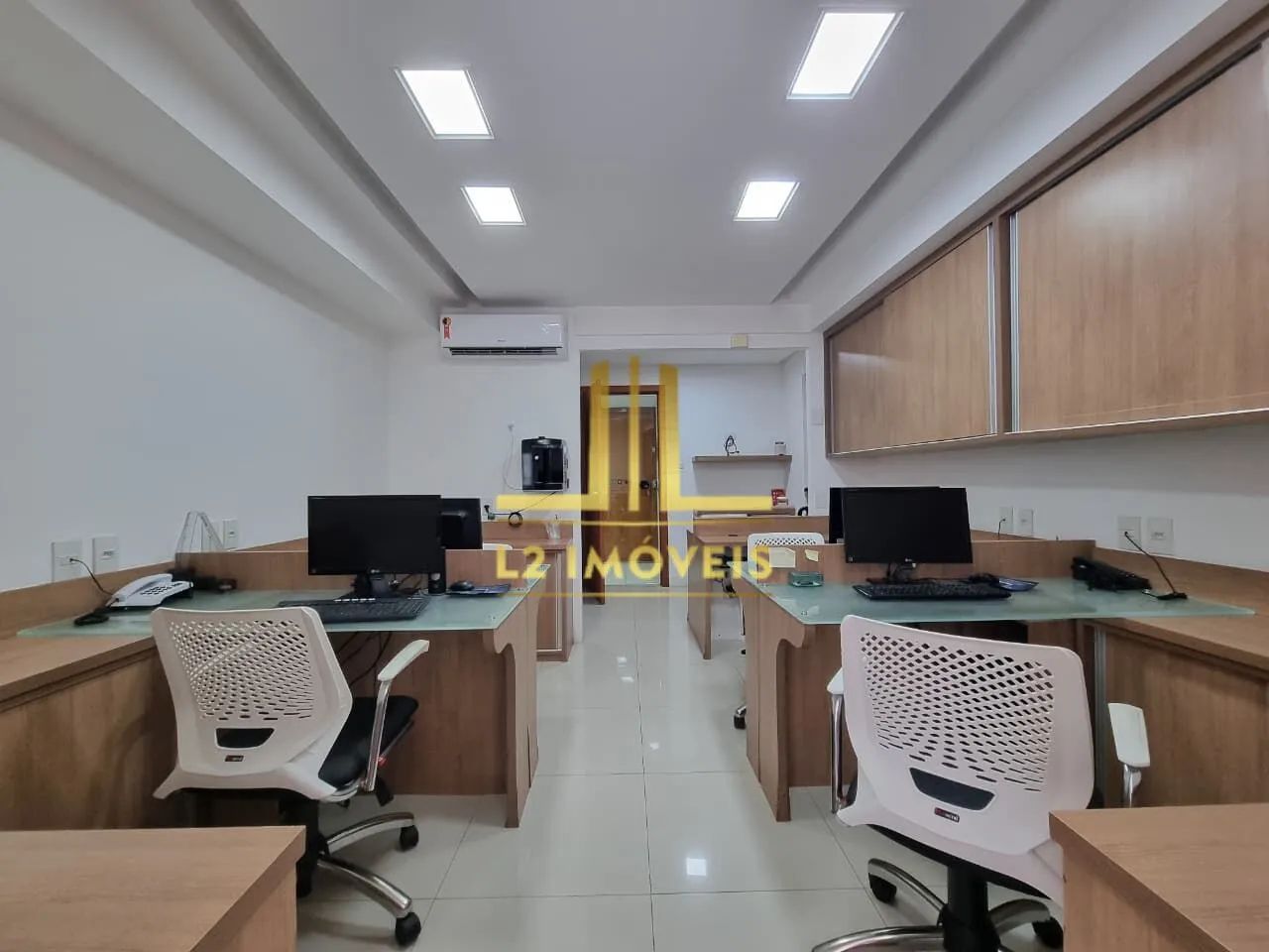 SALA COMERCIAL - 28M² - NASCENTE - MOBILIADA - ANDAR ALTO - COSTA AZUL