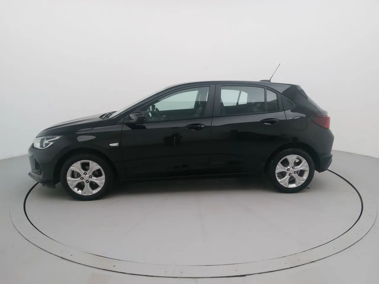 Chevrolet Onix Plus LTZ 1.0 12V TB Flex Aut. 4P, foto 2 de 18