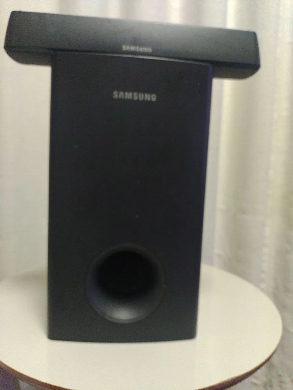 Subwoofer e soundbar sansung 