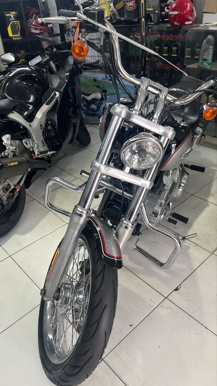 Harley Davidson Dyna Super Glide 2008 - Foto 2