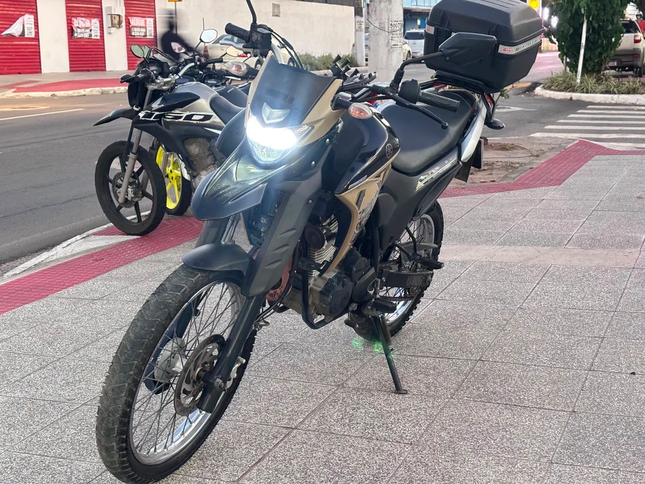 XTZ Lander 250 2022