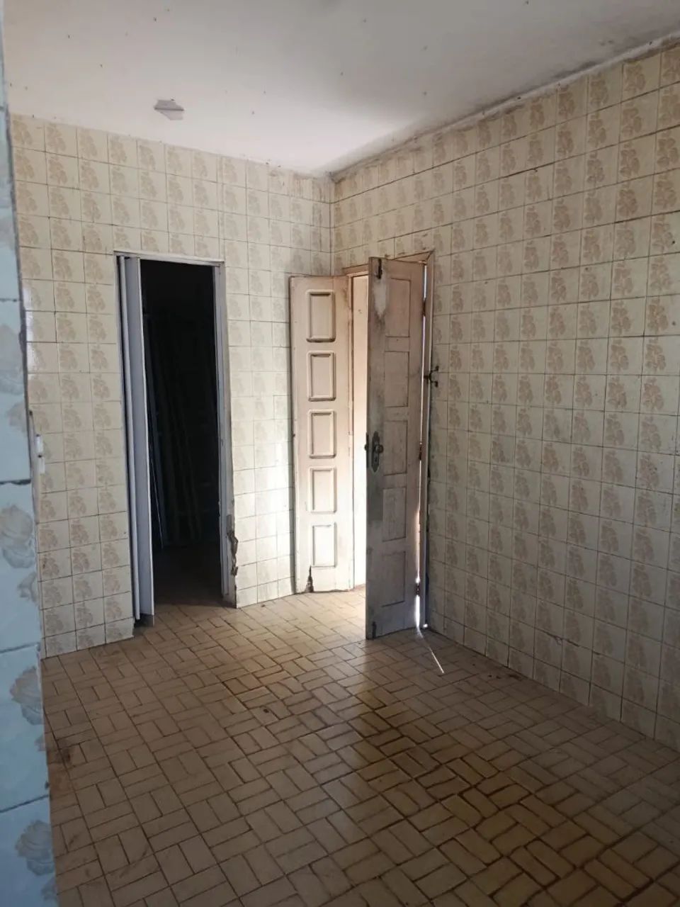 ALUGO UMA CASA COM PONTO COMERCIAL 9x25 E UM APARTAMENTO  - Foto 6