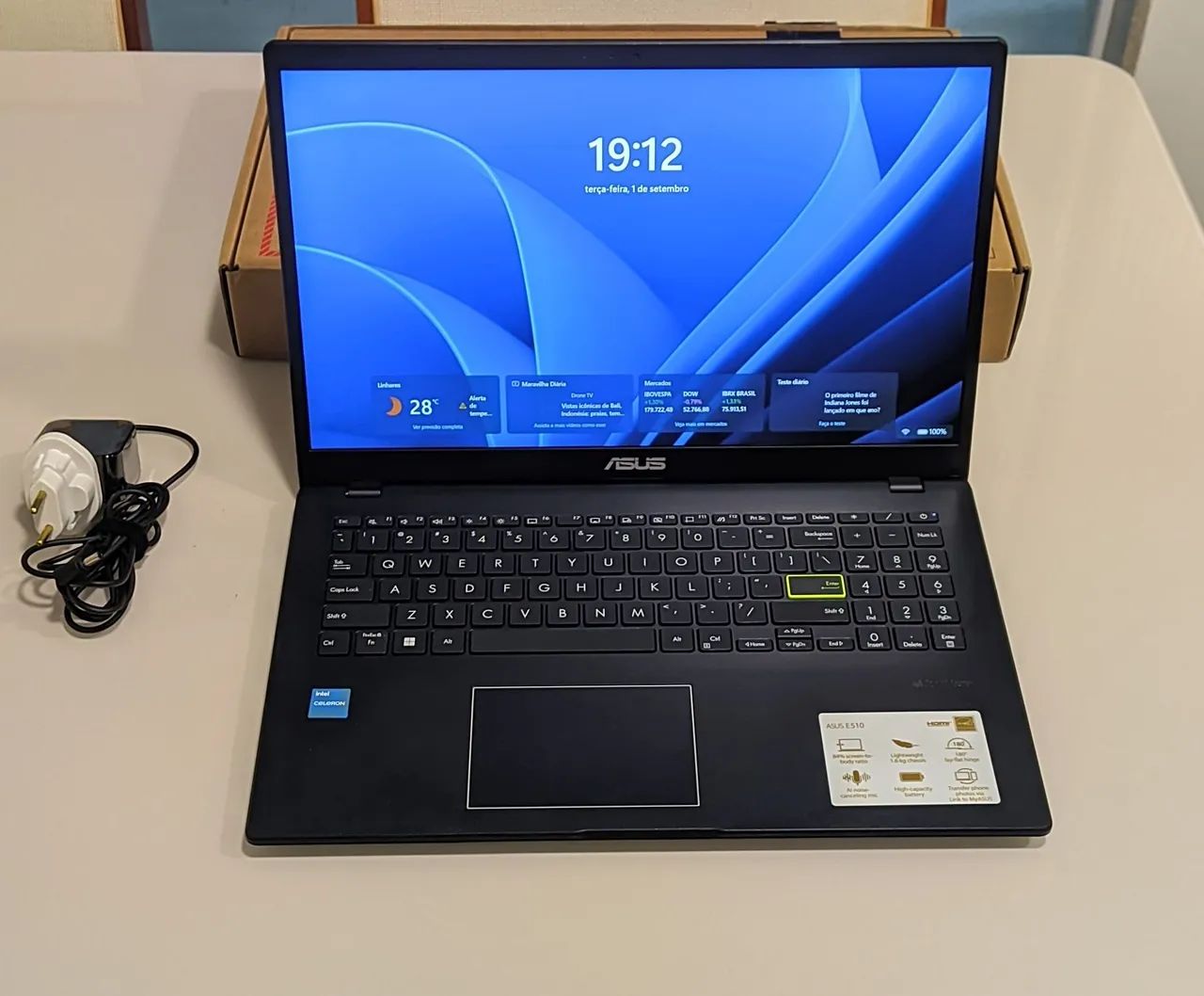 Notebook Asus Novo 