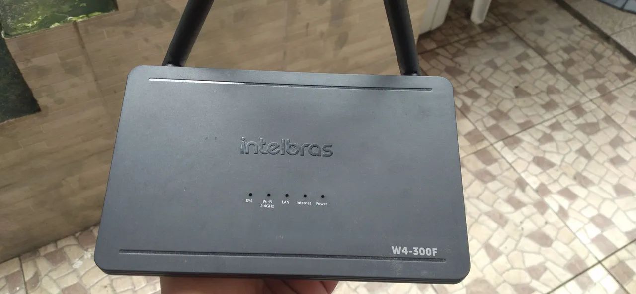Roteador W4-300F usado