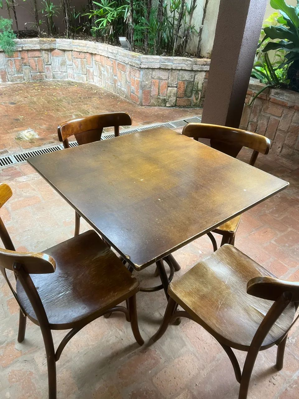 Mesa e cadeiras  - Foto 2