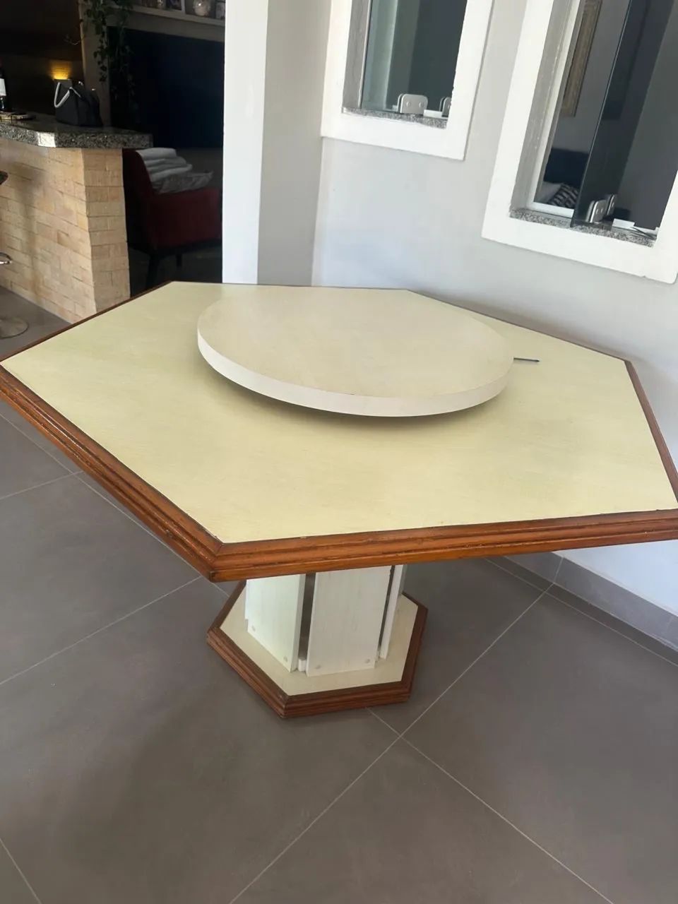 Vendo mesa com centro giratório  - Foto 2