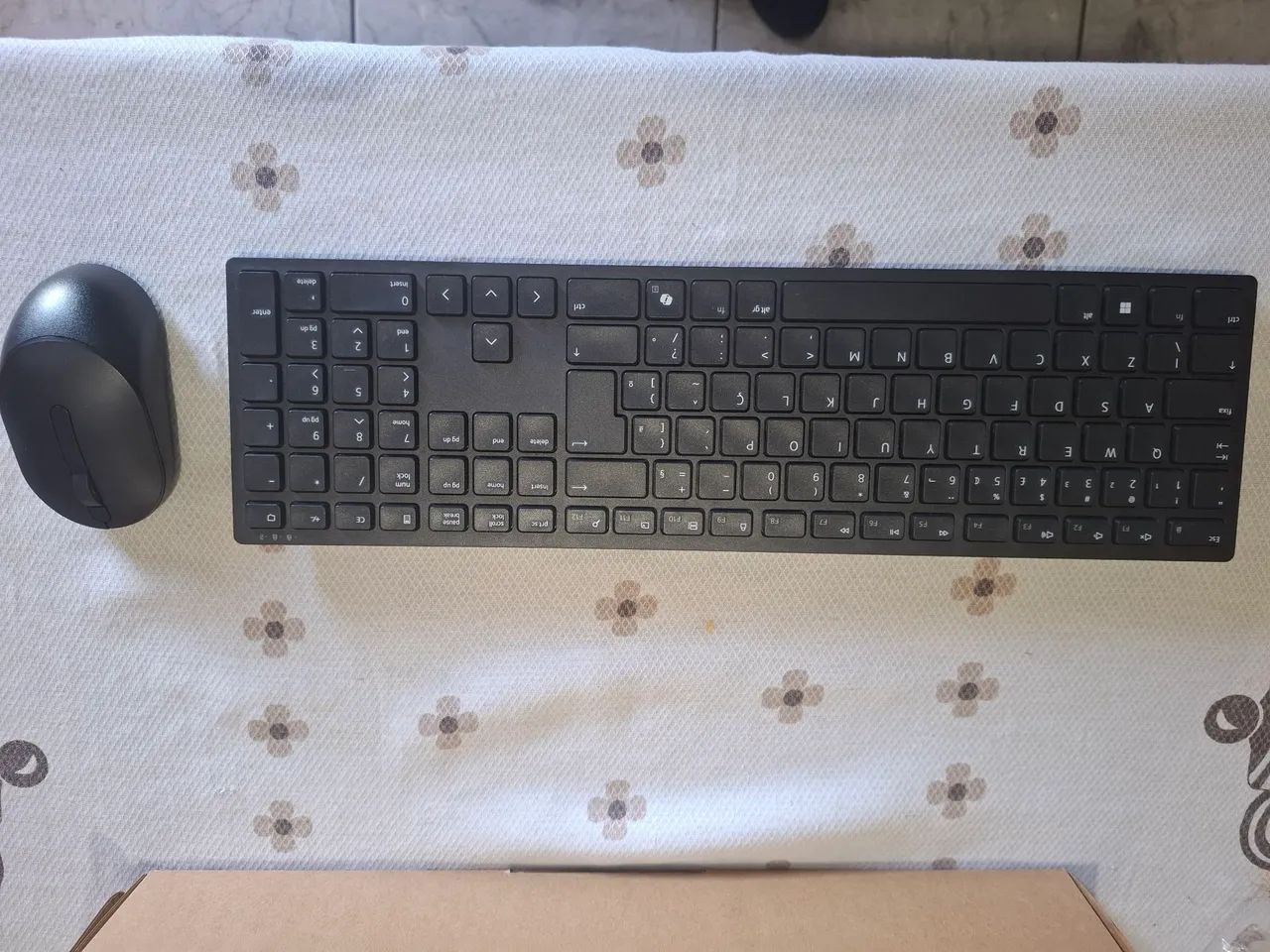 Combo Teclado e Mouse Sem Fio Dell Pro KM5221W