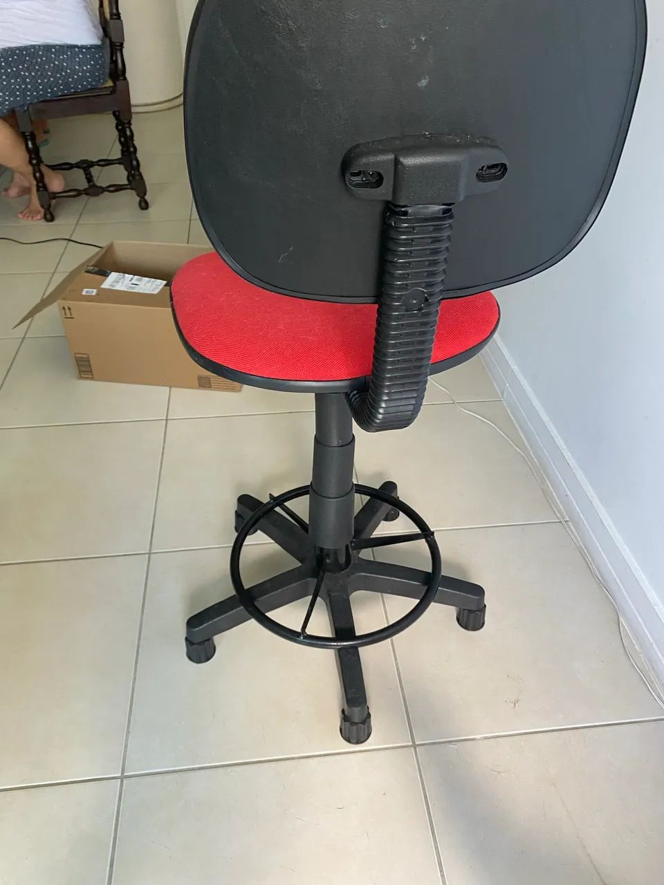 Cadeira portaria/secretaria - Foto 2