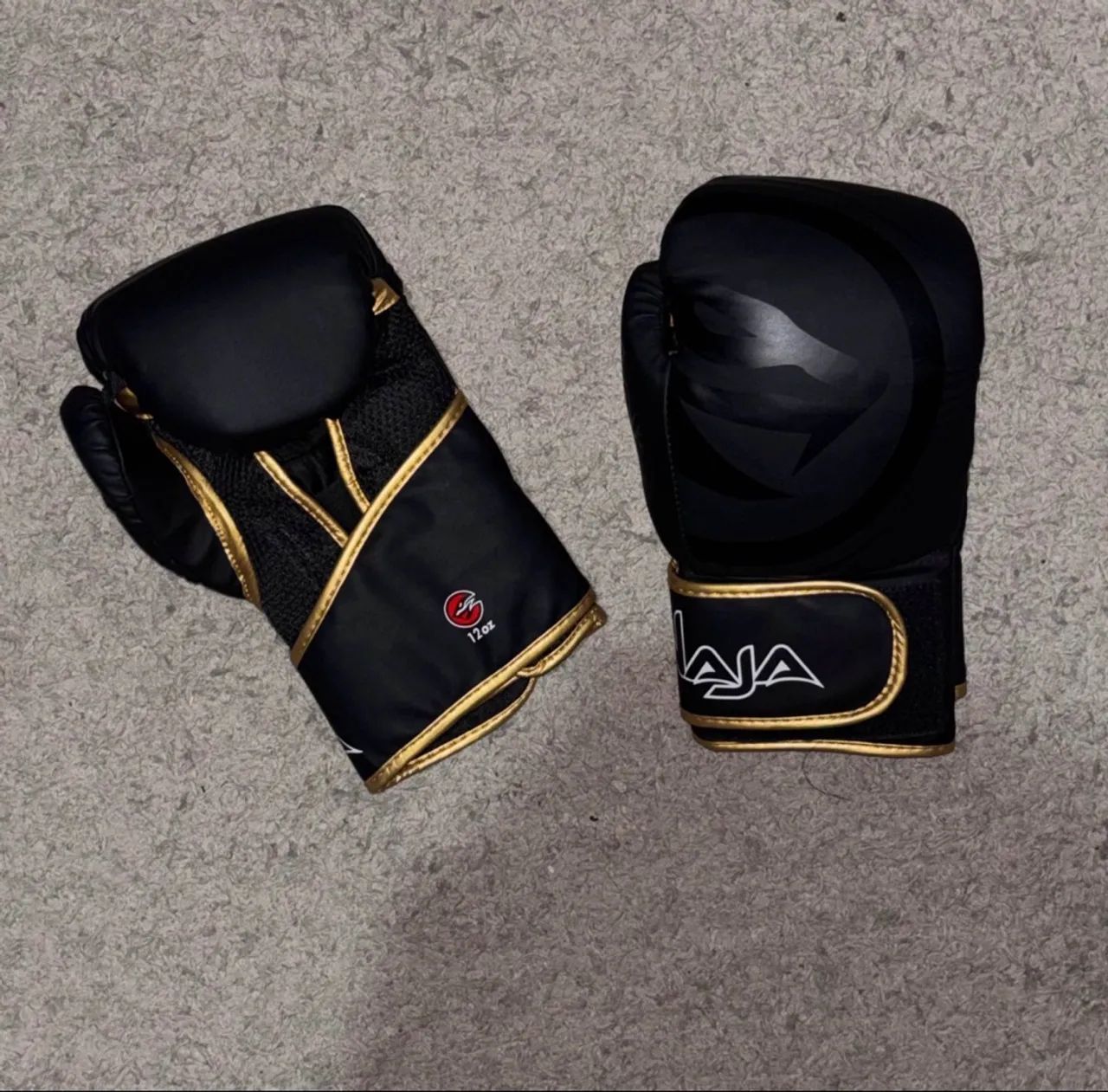Luva kickboxing 12oz