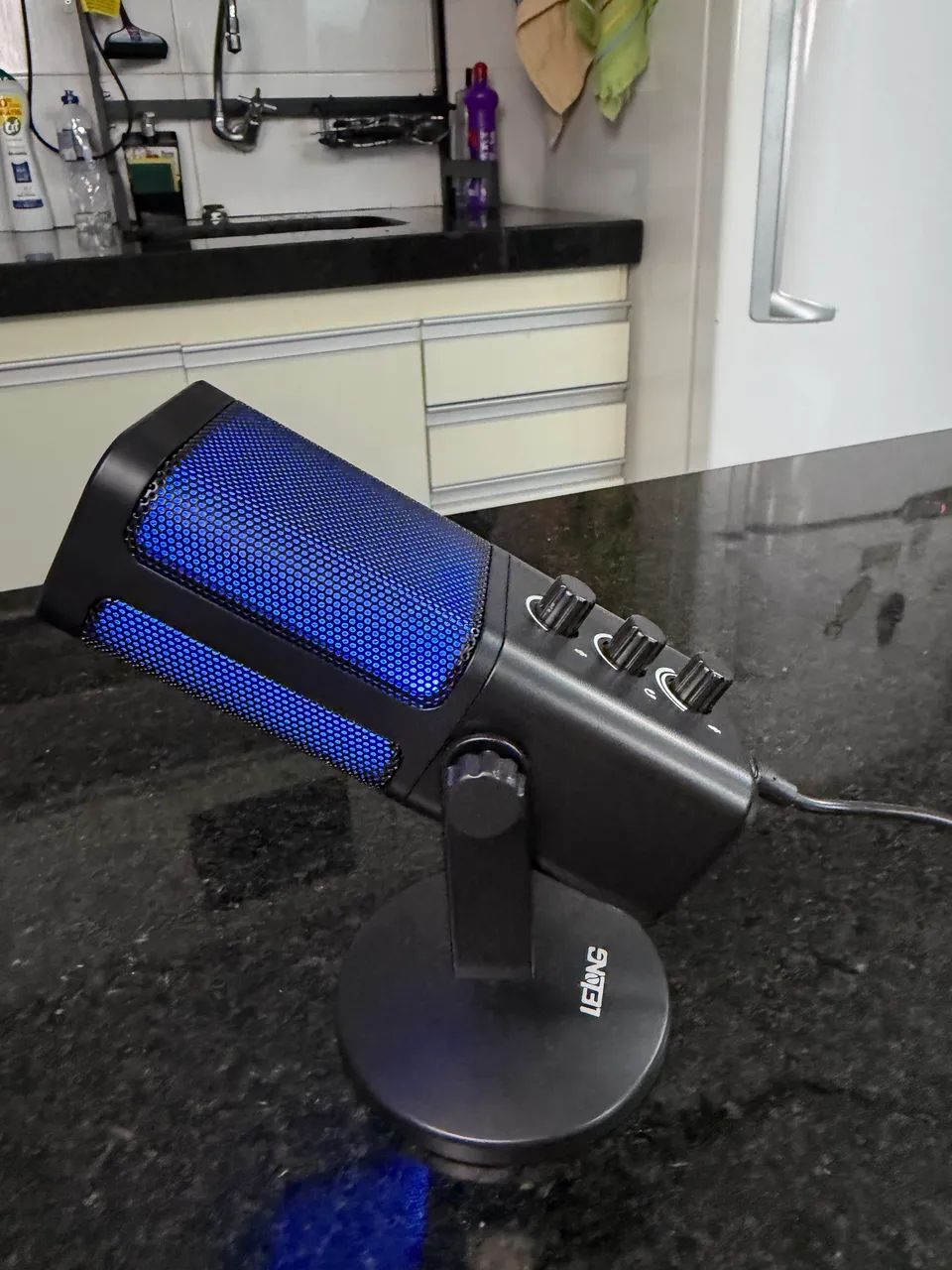 microfone condensador luz rgb 