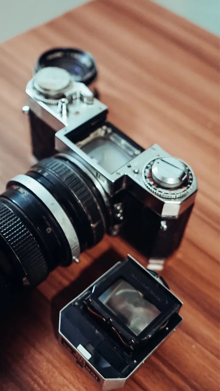 Câmera Zeiss Icon-Icarex 35CS + Lentes - Câmeras e Filmadoras