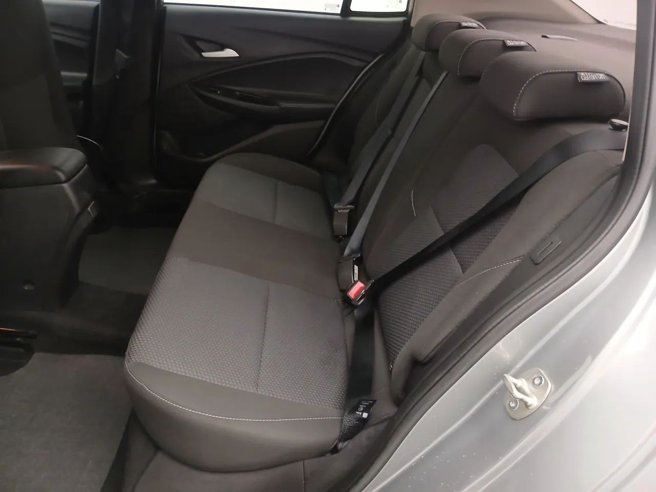 Chevrolet Onix Hatch LTZ 1.0 12V TB Flex Aut. 5P, foto 17 de 18