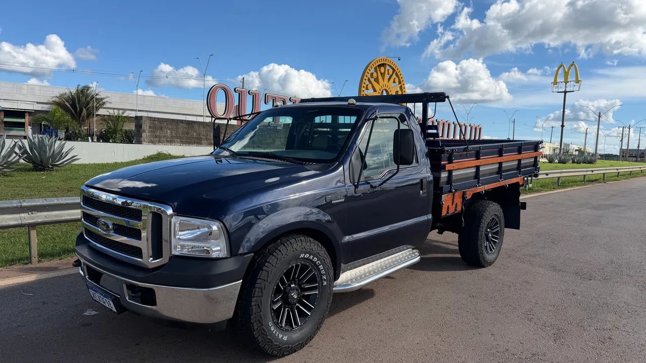 Ford F-350 3.9 8V Turbo Diesel Mec. 2002