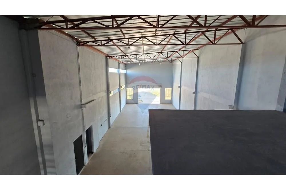 Galpão Comercial em Confresa - Alugue Já! - Foto 2