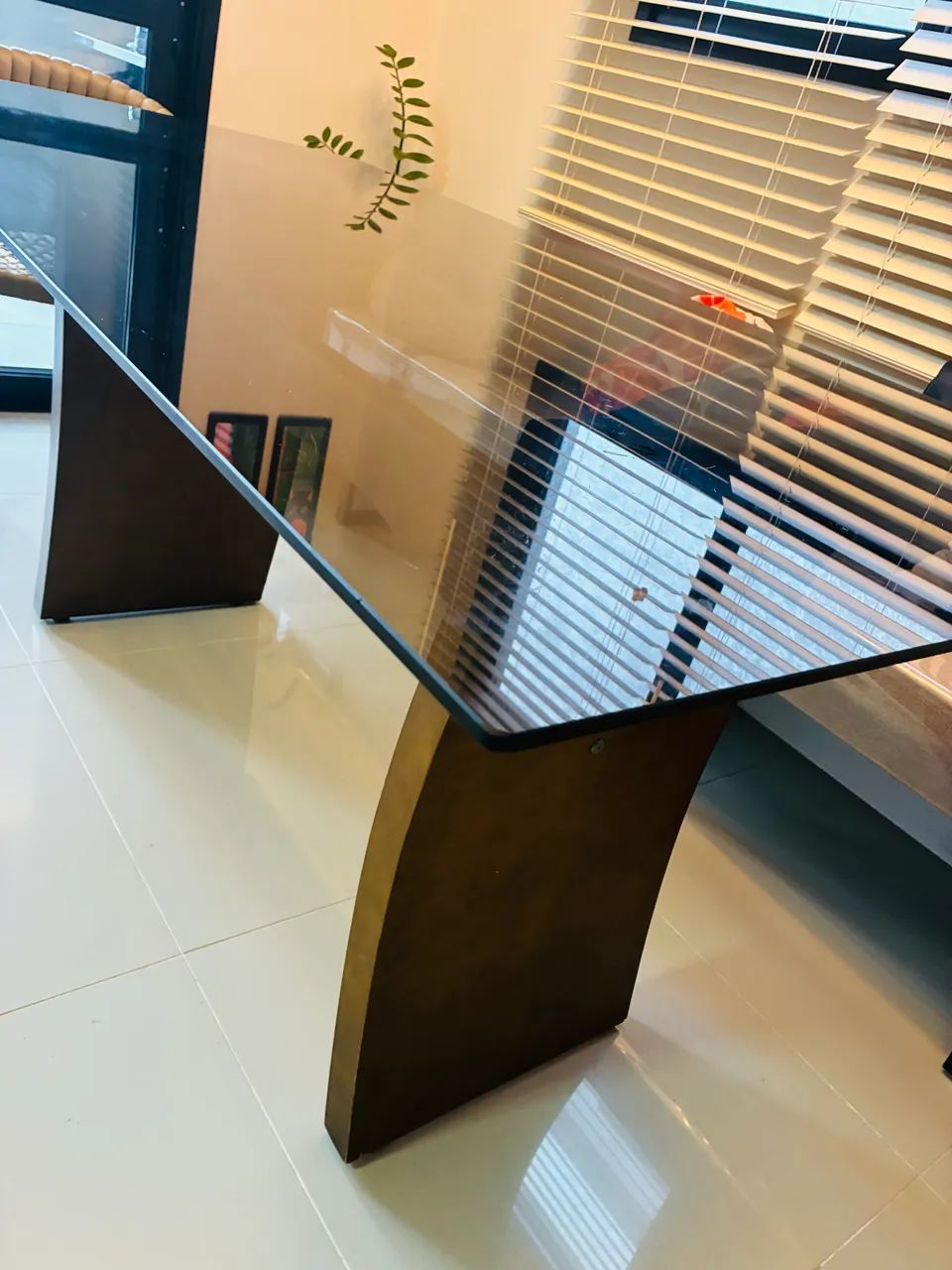 Mesa de jantar de vidro fumê - Foto 5