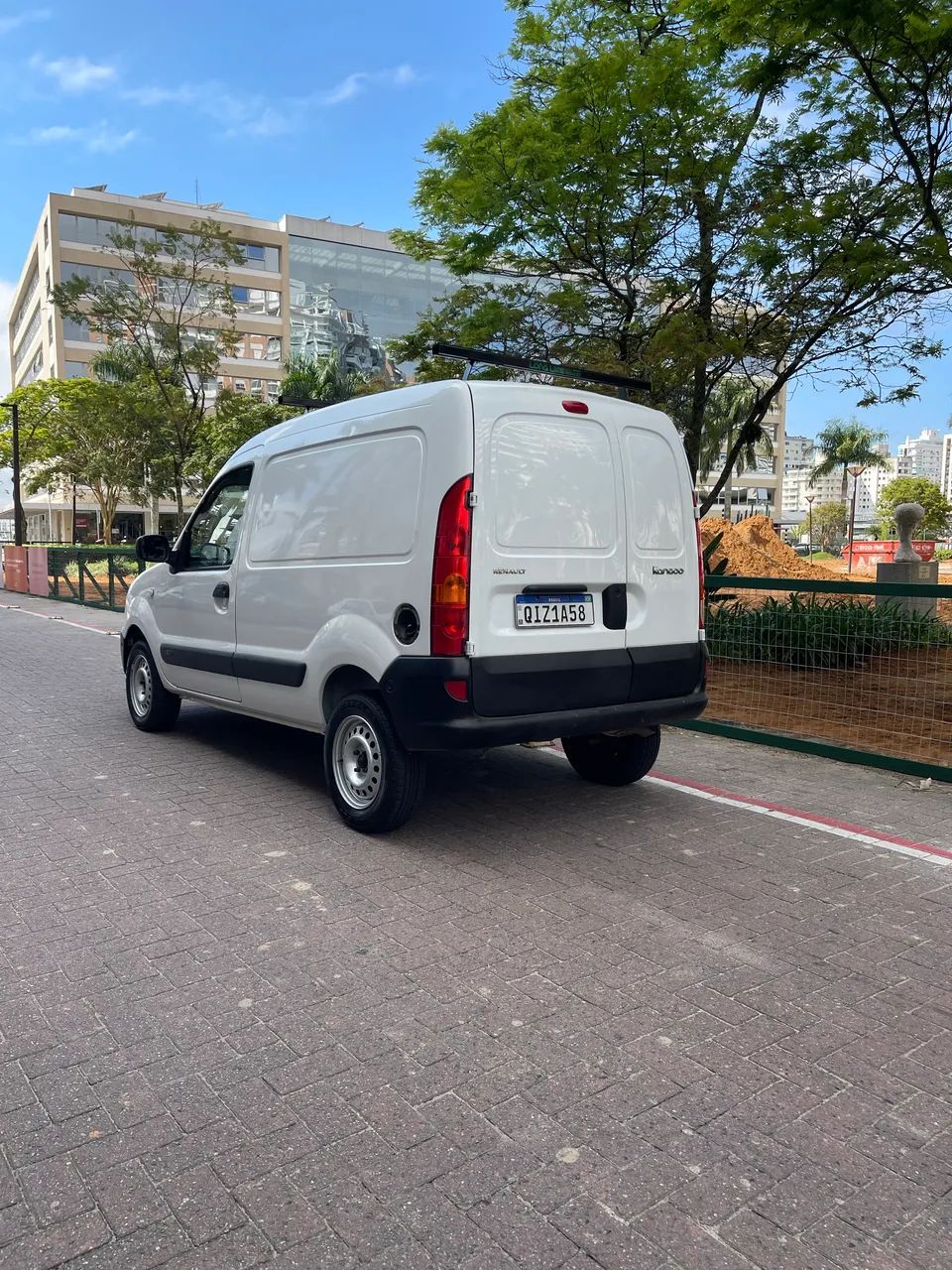 Renault Kangoo Express Hi-flex 1.6 16V 2018 - Foto 4