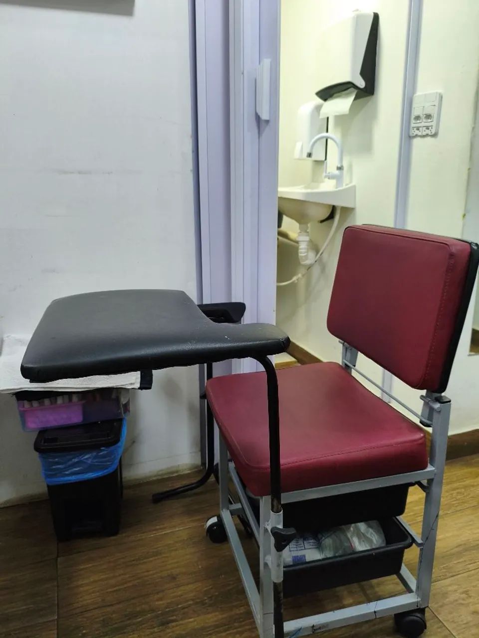 Cadeira de manicure - Foto 2