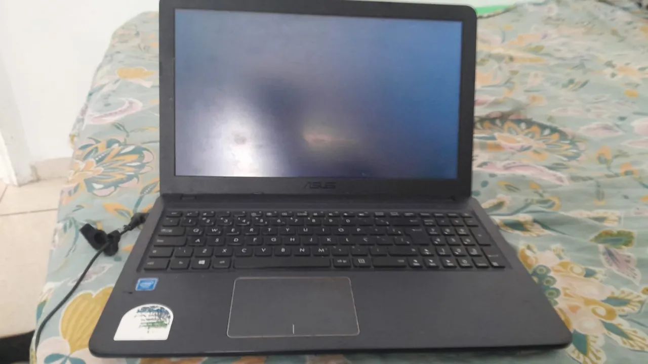 Notebook Asus modelo X543N - Foto 2