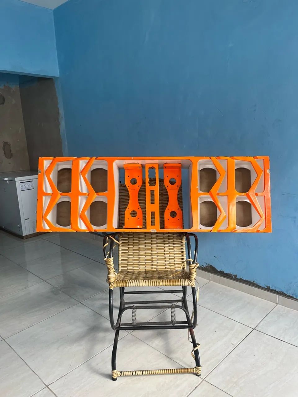 Vendo Caixa para Caminhonete para médio de 8 polegadas - Foto 3