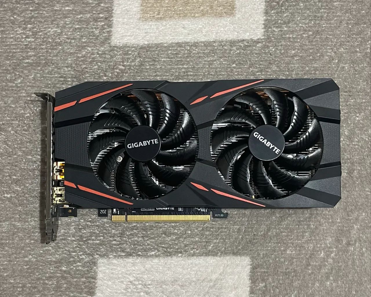 Placa de Vídeo Gigabyte RX 570 4GB - Foto 3