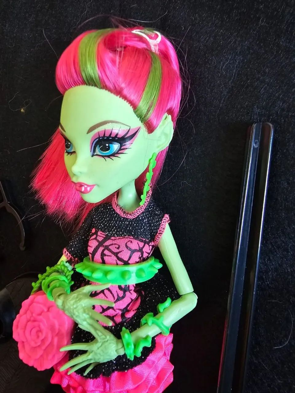 Boneca Monster High Venus McFlytrap Ghouls Night Out  - Foto 2