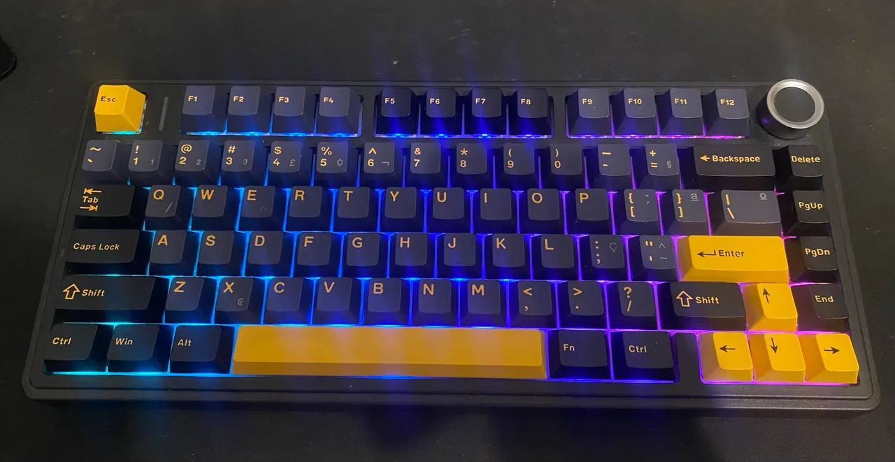 Teclado Aula F75