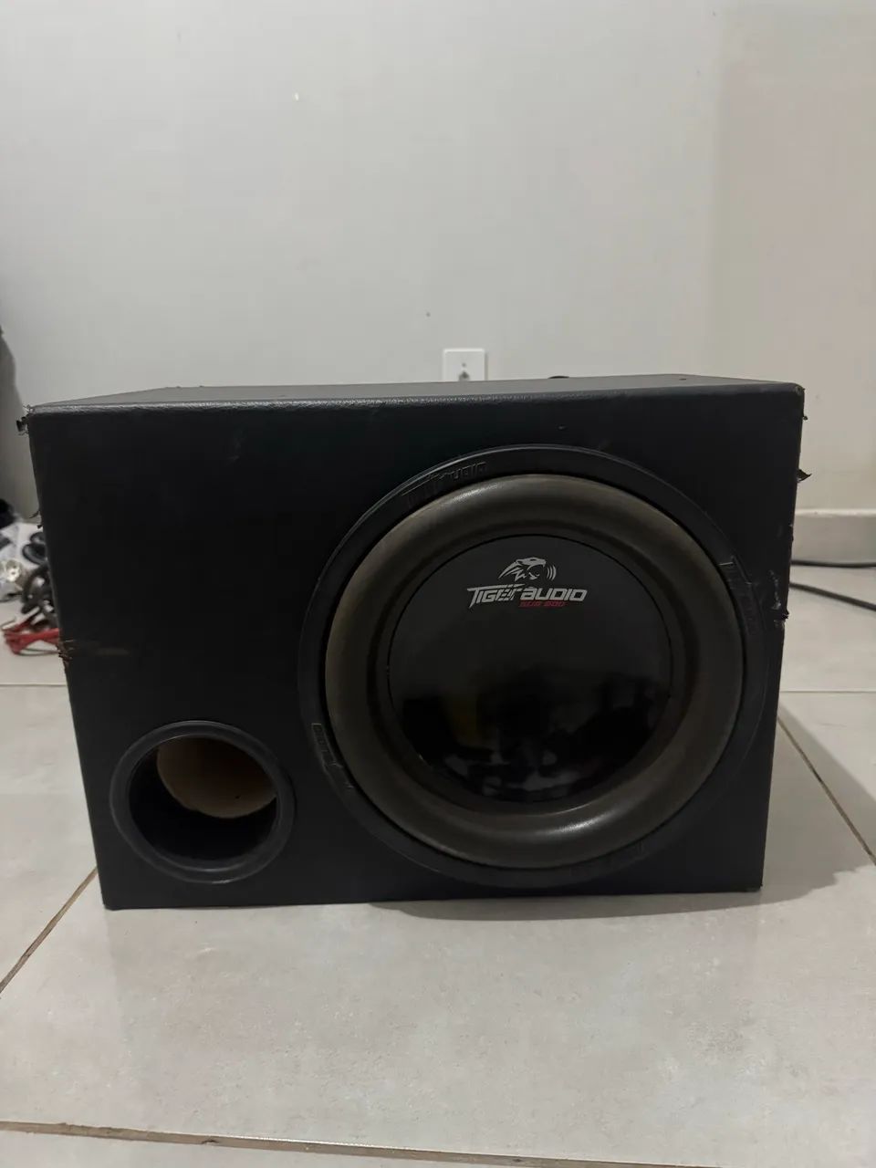 GRAVE TIGER ÁUDIO 800 rms com a caixa 