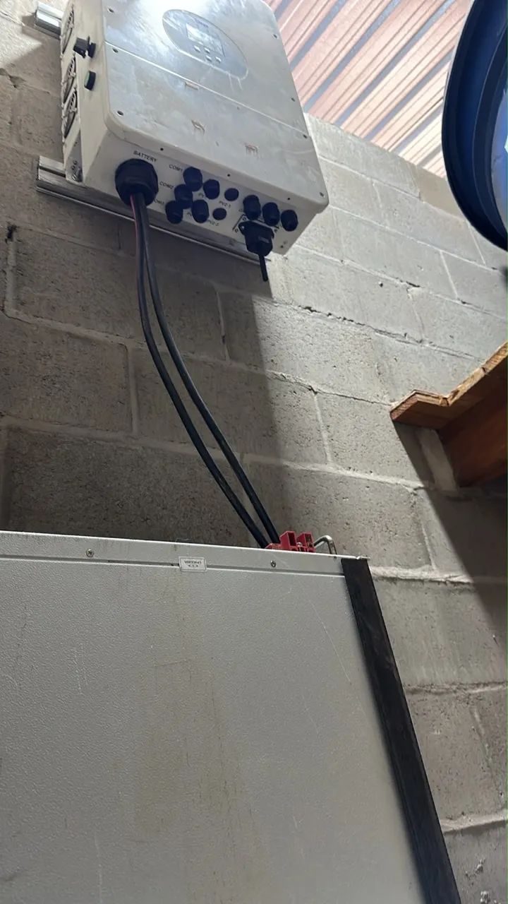 Barracão no altos da cidade 