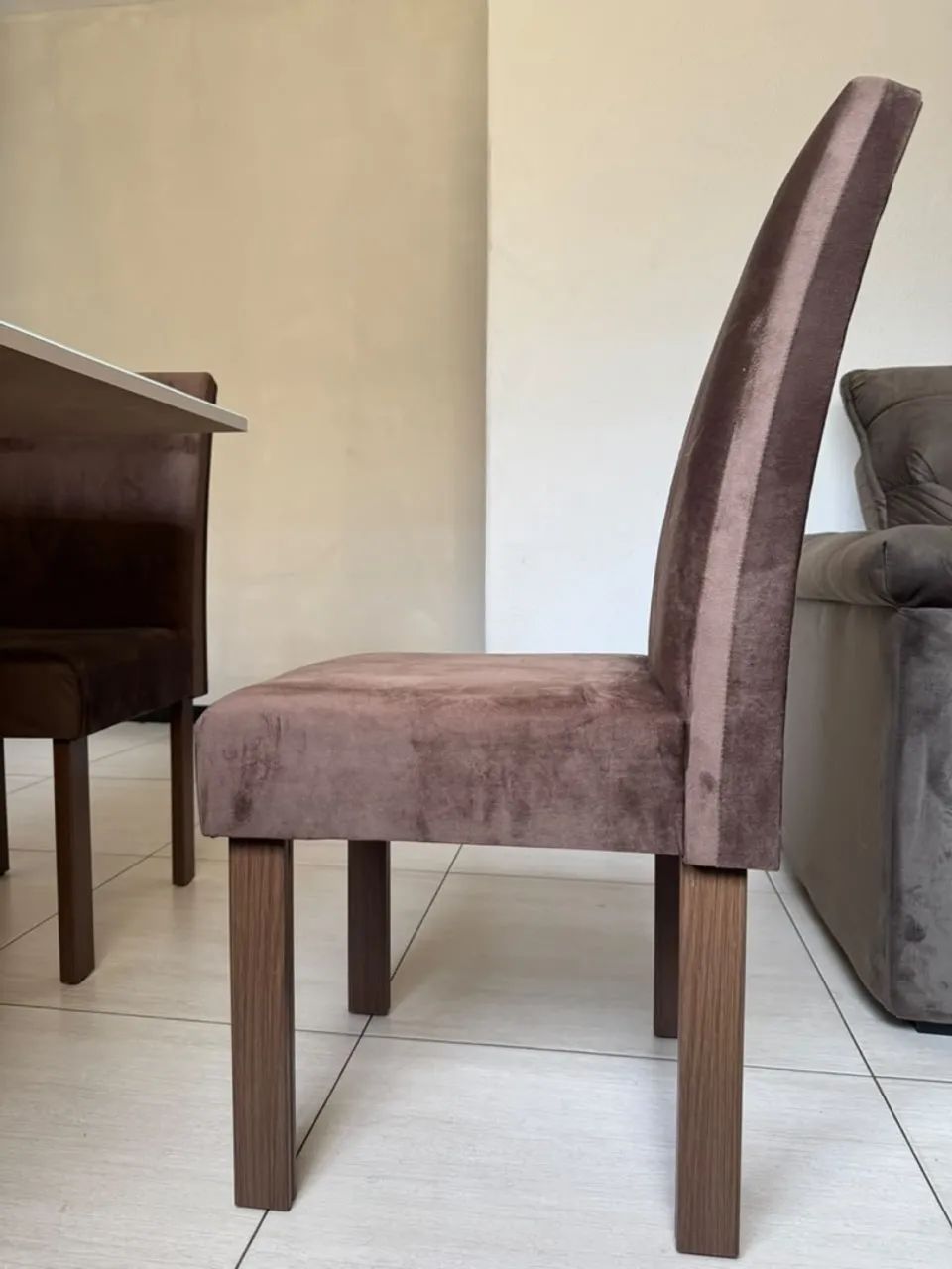 Mesa 6 cadeiras com tampo em mdf+vidro - Foto 3