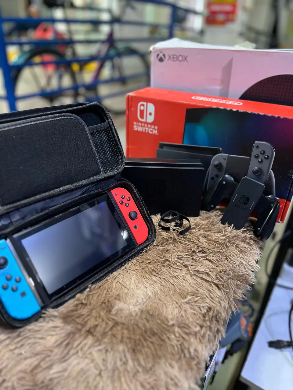 NINTENDO SWITCH  ORIGINAL COMPLETO COM BAG - Foto 5