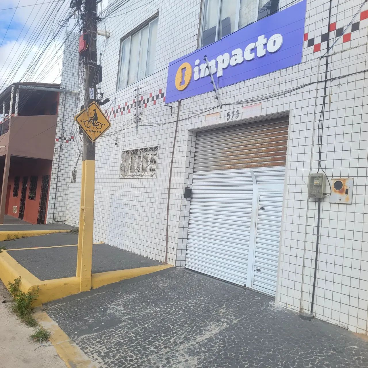 Galpão Com excelente estrutura Portão Automático  - Foto 3
