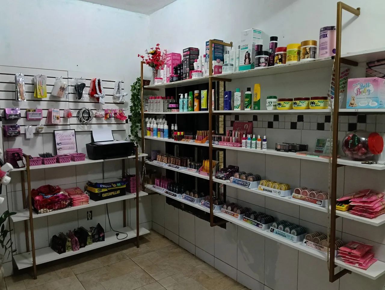 VENDO LOJA COMPLETA MAQUIAGEM 