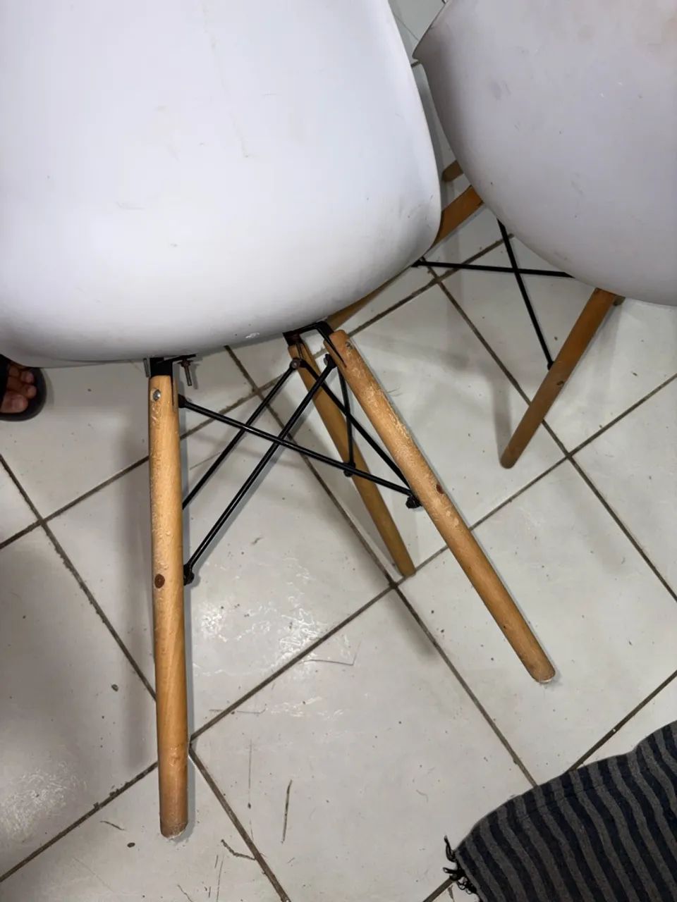 Conjunto mesa e cadeiras  - Foto 4