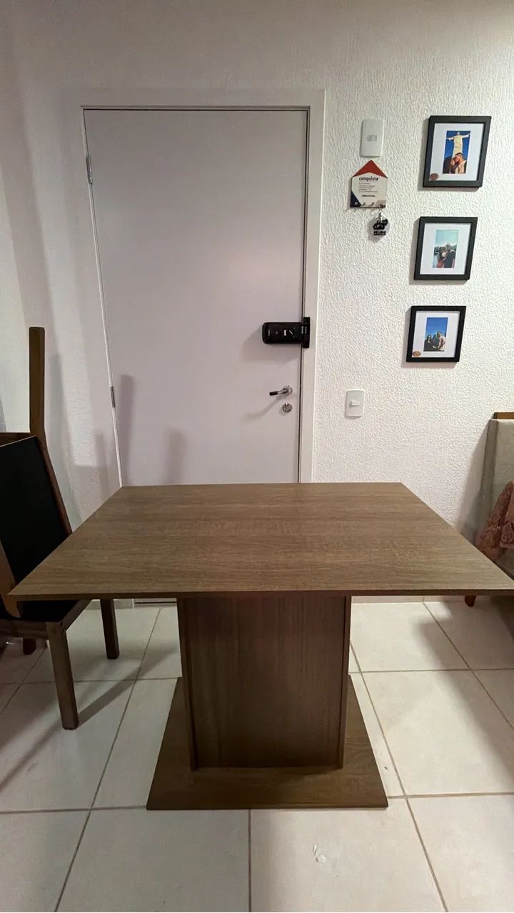 Vendo Mesa 4 cadeiras seminova - Foto 3