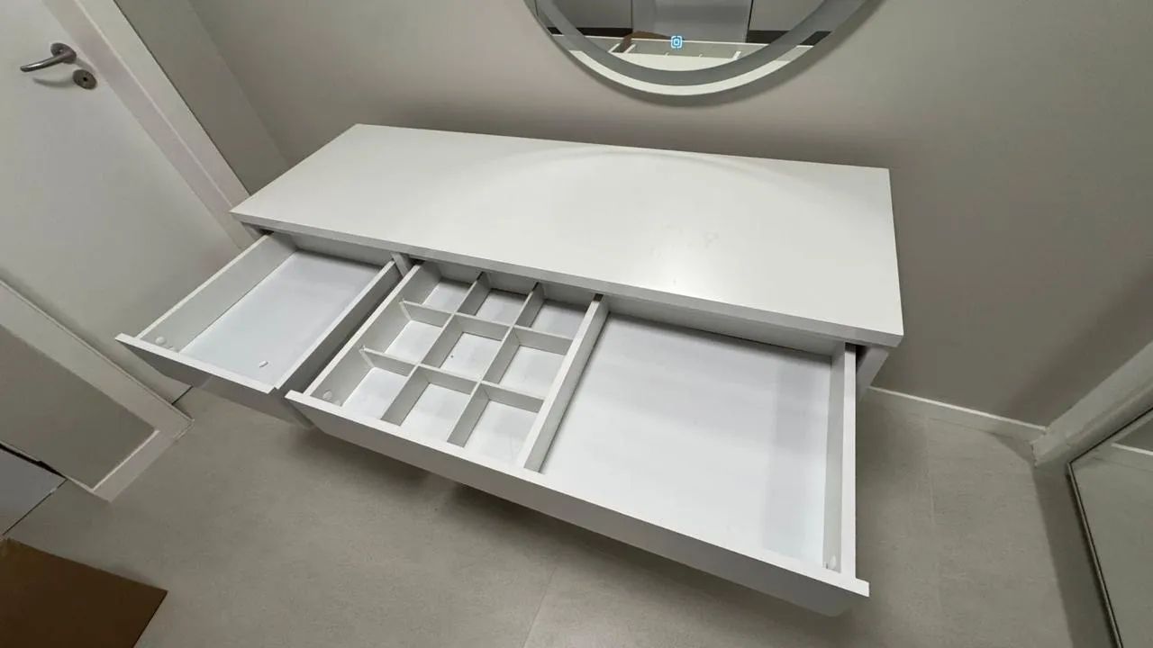 Desk64962182941059120