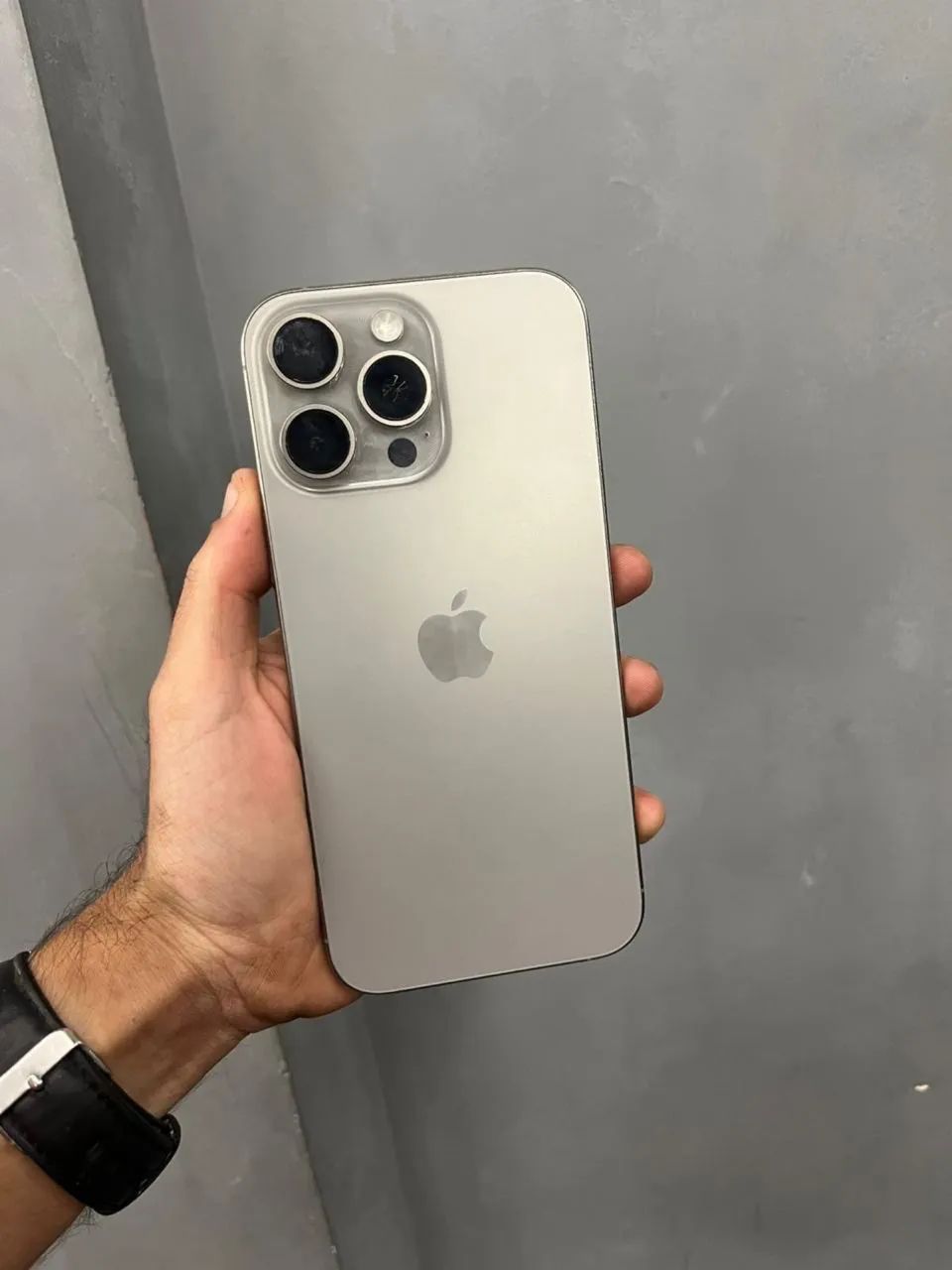 Vendo iPhone 16 pro Max 