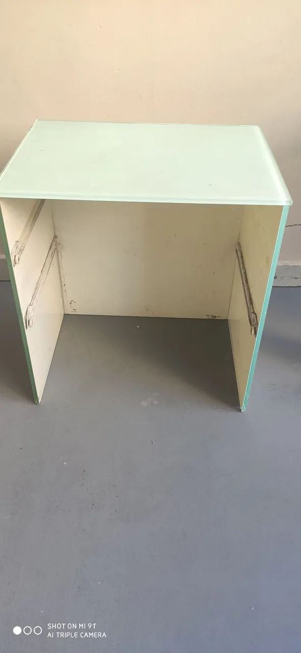 Mesa pequena de vidro  - Foto 2