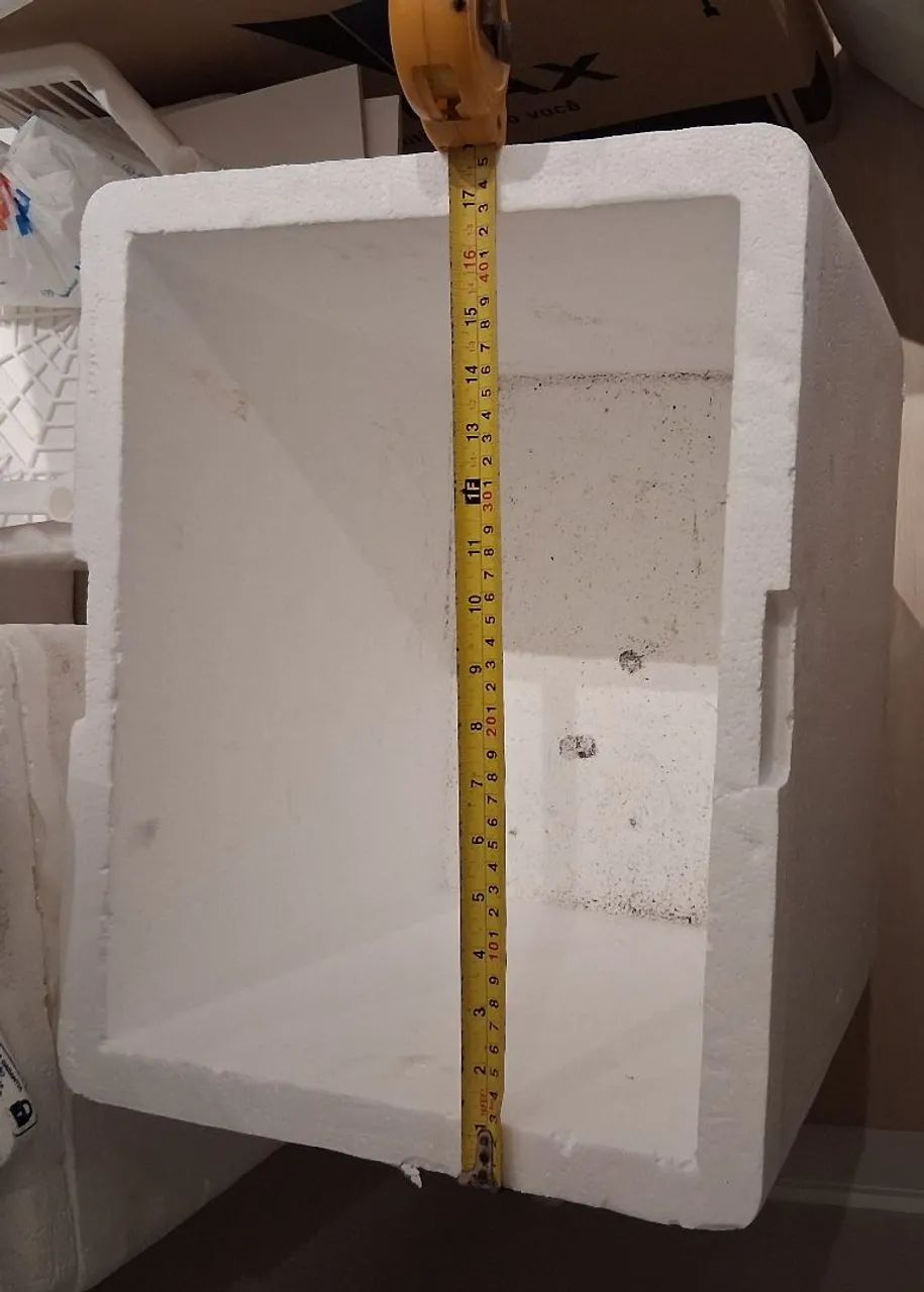 ISOPOR 42L - RESISTENTE EM PERFEITO ESTADO - Foto 5