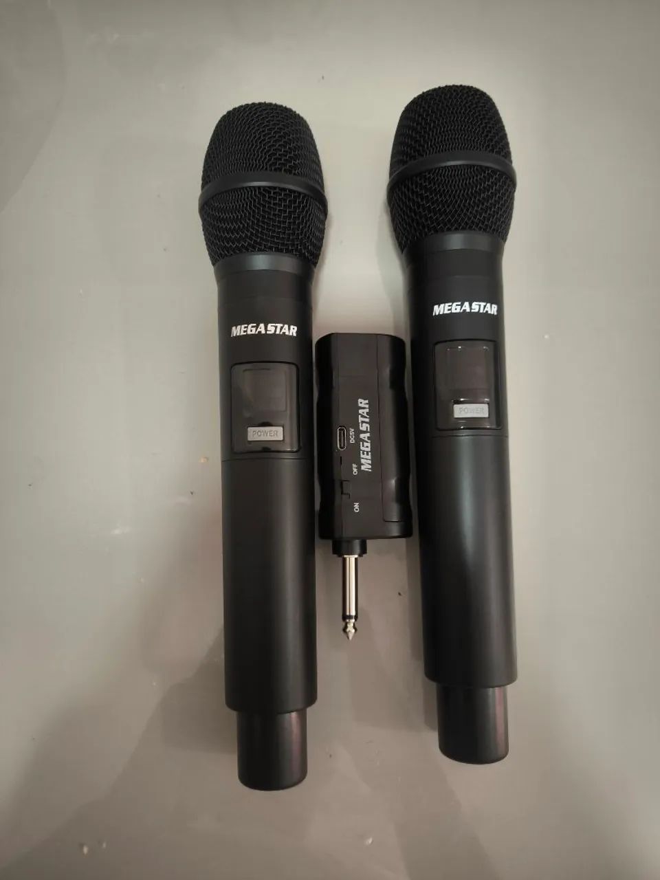 Microfone karaoke  recarregável 