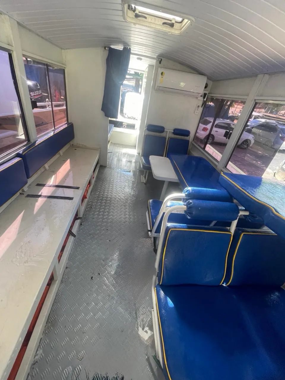 Lancha Cabinada Completa com Yamaha 300HP V6 - Alto padrão - Foto 3