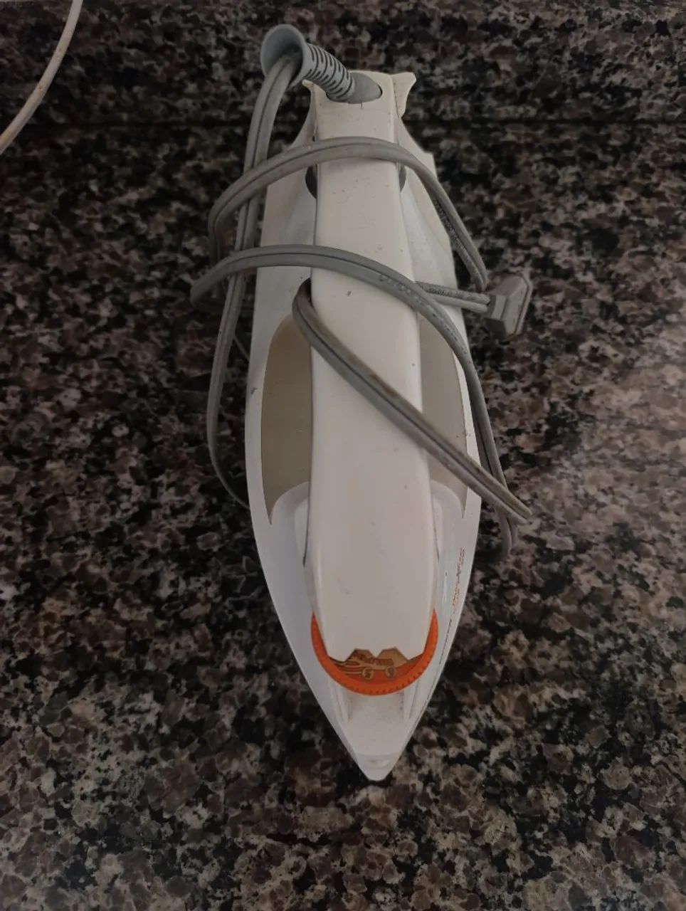 Ferro de roupa Black e Decker  - Foto 4