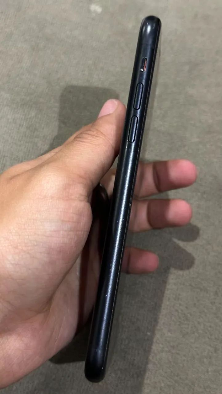 Iphone  xr 64 GB - Foto 2